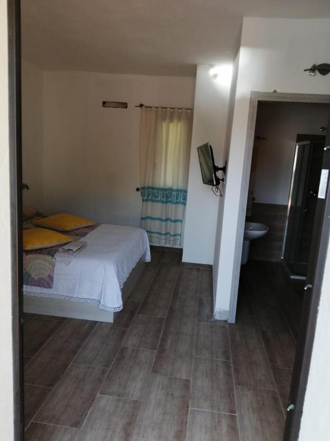 Elia'S House Bed & Breakfast Padru Luaran gambar